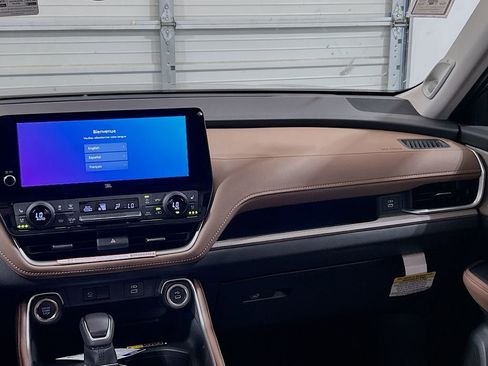 New 2026 Toyota Grand Highlander AWD image 24
