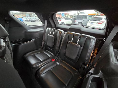 Used 2015 Ford Explorer Sport w/ Equipment Group 401A image 17