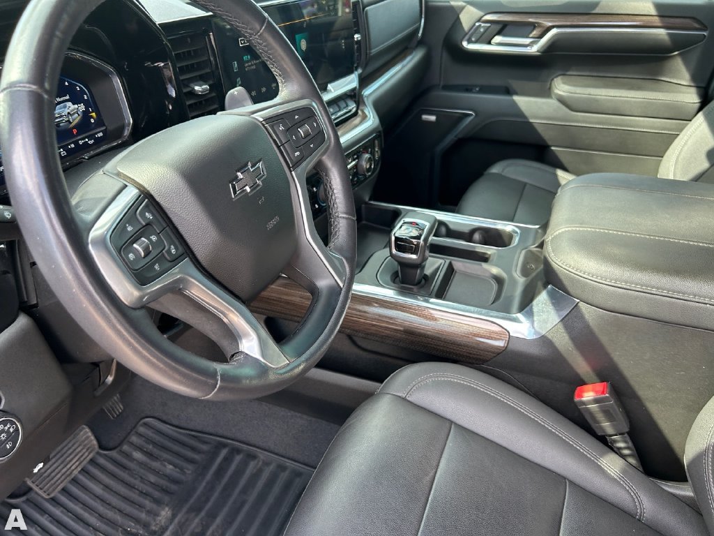 Used 2023 Chevrolet Silverado 1500 RST w/ Convenience Package II AWD/4WD image 17