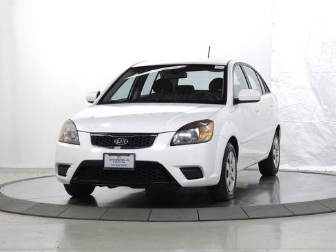 Used 2011 Kia Rio5 LX FWD image 3
