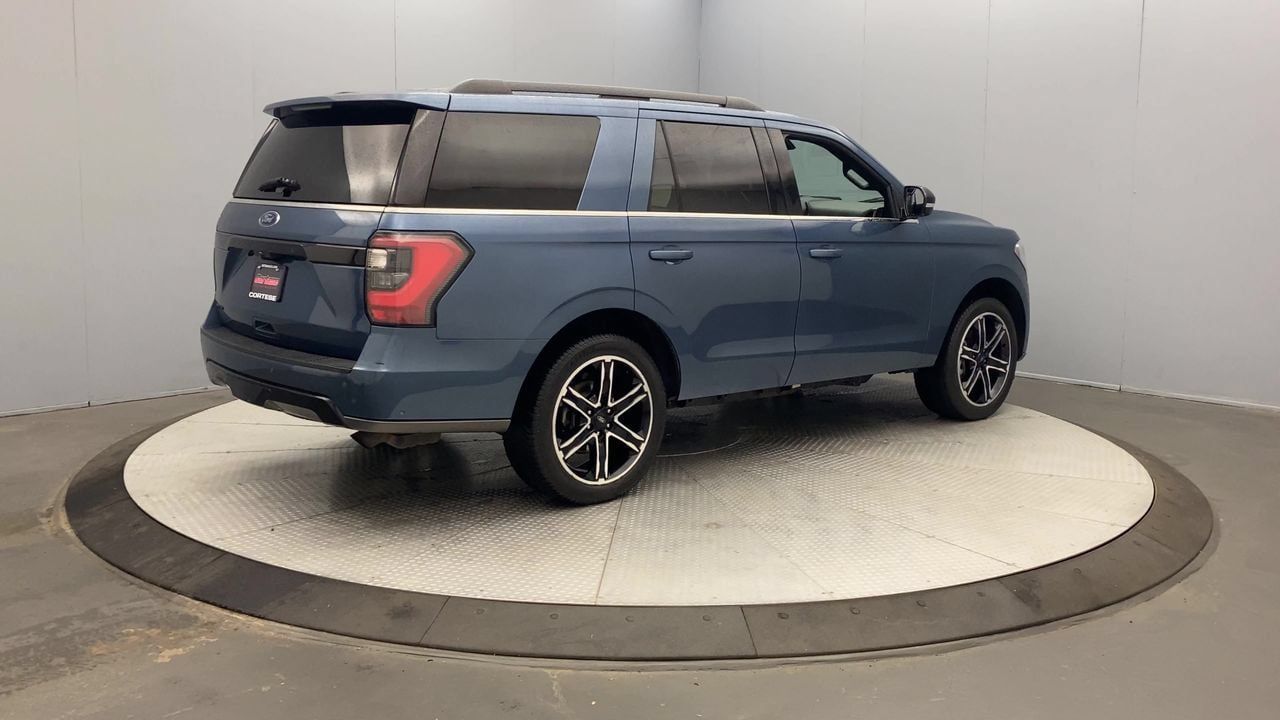 Used 2020 Ford Expedition Limited w/ Equipment Group 303A AWD/4WD image 5