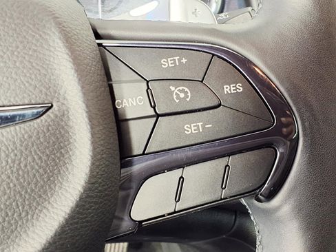 Used 2015 Chrysler 200 S w/ Navigation & Sound Group I image 19