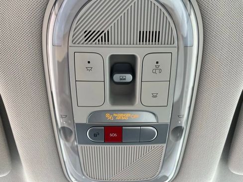 Used 2023 Hyundai Ioniq 5 Limited image 27