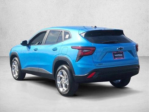 New 2026 Chevrolet Trax LS w/ LS Convenience Package image 9