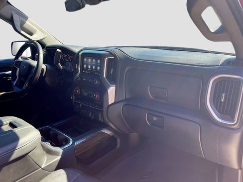 Used 2021 Chevrolet Silverado 1500 LT Trail Boss w/ Convenience Package II image 29