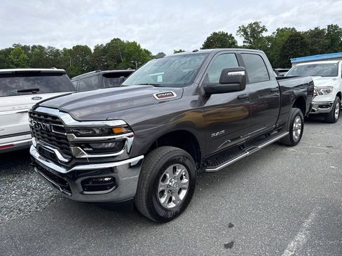 Used 2026 RAM 2500 Big Horn AWD/4WD image 1