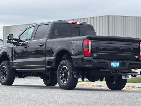 New 2026 Ford F350 Platinum w/ Tremor Off-Road Package AWD/4WD image 13