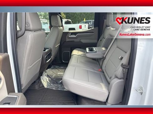 New 2026 GMC Sierra 1500 SLT w/ SLT Premium Package AWD/4WD image 15