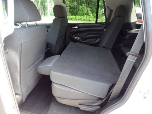Used 2019 Chevrolet Tahoe LS AWD/4WD image 30