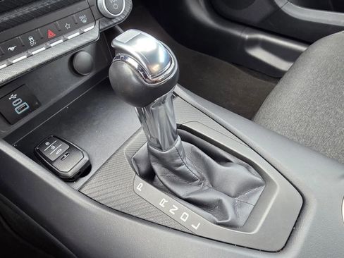 Used 2025 Ford Mustang Coupe RWD image 19