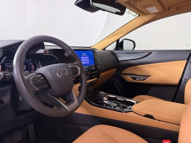 Used 2025 Lexus NX 350 AWD w/ Accessory Package (2T) image 4
