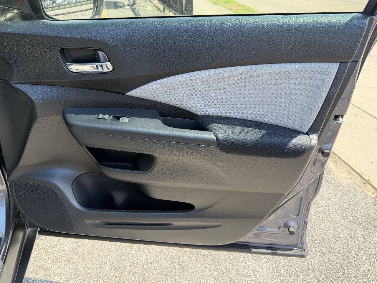 Used 2016 Honda CR-V EX image 19