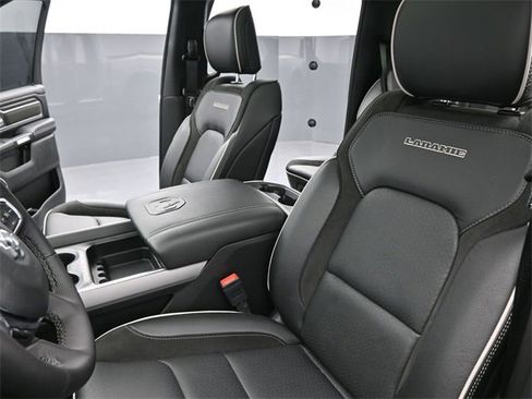 Used 2025 RAM 1500 Laramie w/ Laramie Southwest Edition image 21