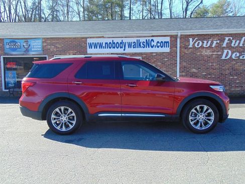 Used 2021 Ford Explorer Limited image 4