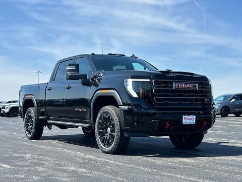 New 2026 GMC Sierra 2500 AT4 w/ AT4 Premium Plus Package image 2