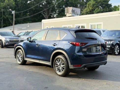 Used 2017 MAZDA CX-5 Touring w/ Preferred Equipment Package FWD image 6