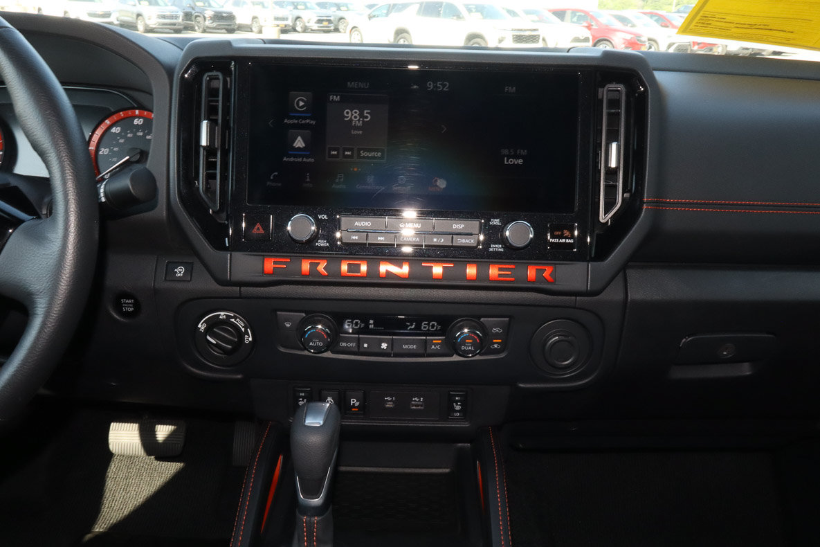 Used 2026 Nissan Frontier PRO-4X AWD/4WD image 22