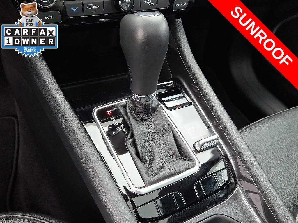Used 2024 Jeep Compass Latitude w/ Sun and Sound Group AWD/4WD image 15