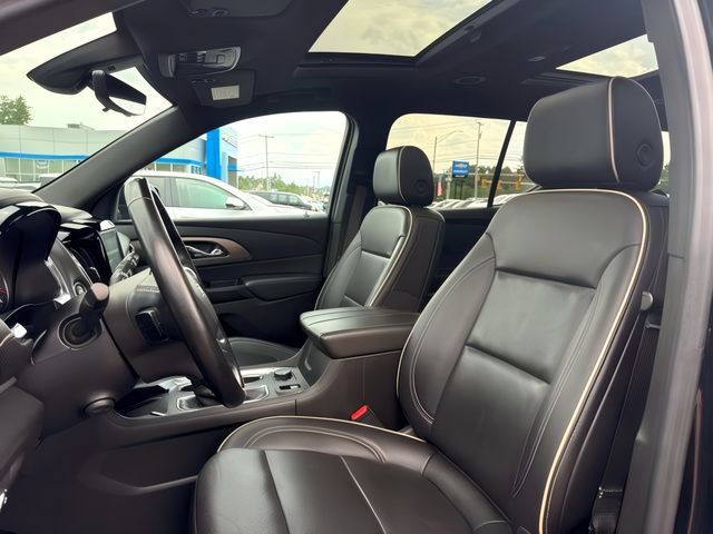 Used 2023 Chevrolet Traverse Premier AWD/4WD image 14