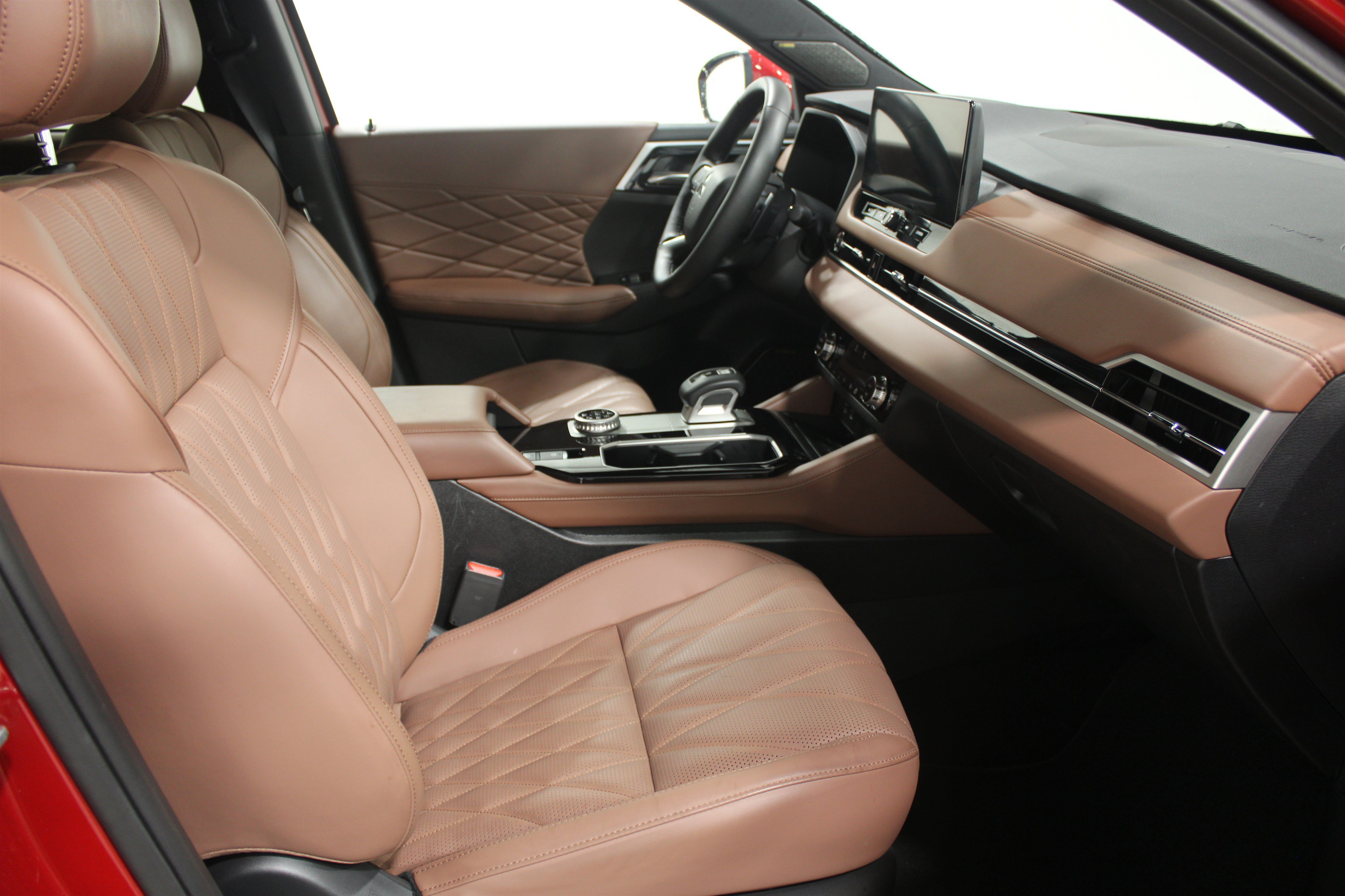Used 2025 Mitsubishi Outlander AWD image 36