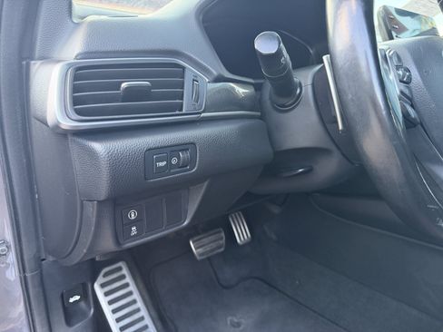 Used 2019 Honda Accord Sport image 17