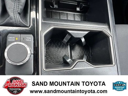 Used 2025 Toyota Tundra SR5 AWD/4WD image 18