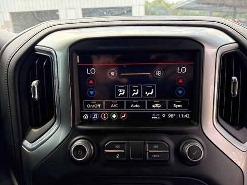 Used 2021 Chevrolet Silverado 1500 RST w/ Texas Edition Plus AWD/4WD image 8