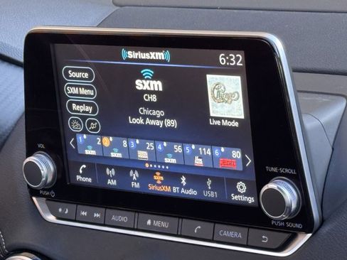 New 2025 Nissan Sentra SV image 9