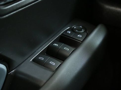 Used 2023 Chevrolet Colorado Z71 AWD/4WD image 17