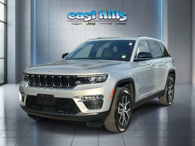 Certified 2024 Jeep Grand Cherokee Limited AWD/4WD image 7