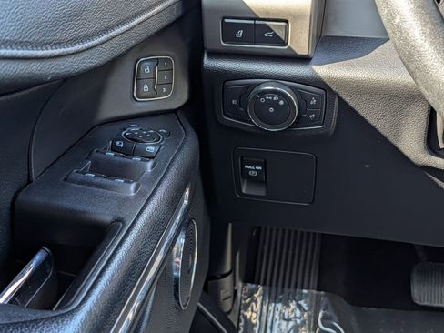 Used 2020 Ford Expedition XLT w/ Equipment Group 202A RWD image 24