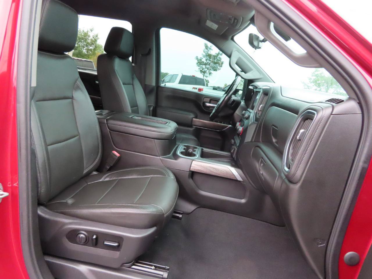 Used 2020 Chevrolet Silverado 3500 LTZ w/ LTZ Plus Package AWD/4WD image 48