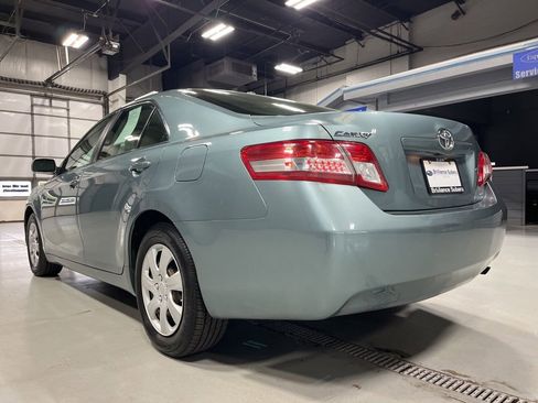 Used 2010 Toyota Camry FWD image 8