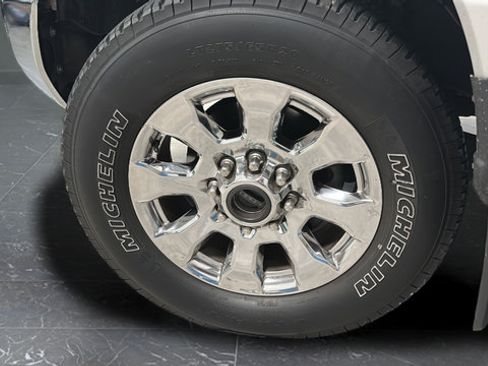 Used 2019 Ford F250 Lariat w/ Lariat Ultimate Package AWD/4WD image 37