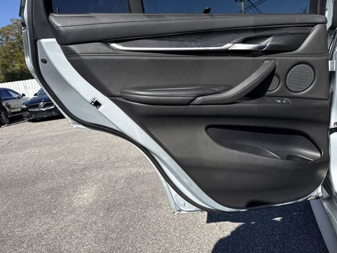 Used 2017 BMW X5 M image 49
