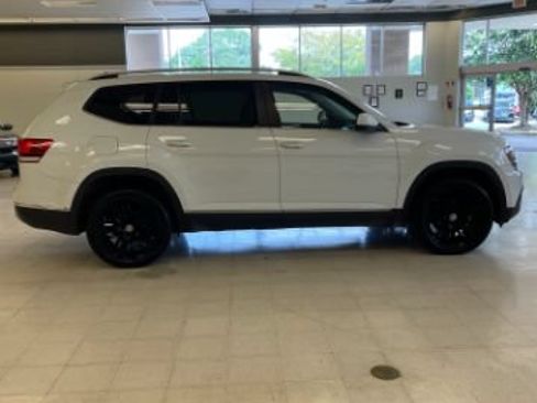 Used 2019 Volkswagen Atlas SEL AWD/4WD image 4
