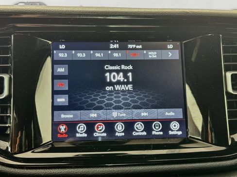 Used 2023 Dodge Durango SXT RWD image 15