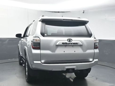 Used 2024 Toyota 4Runner SR5 Premium image 7