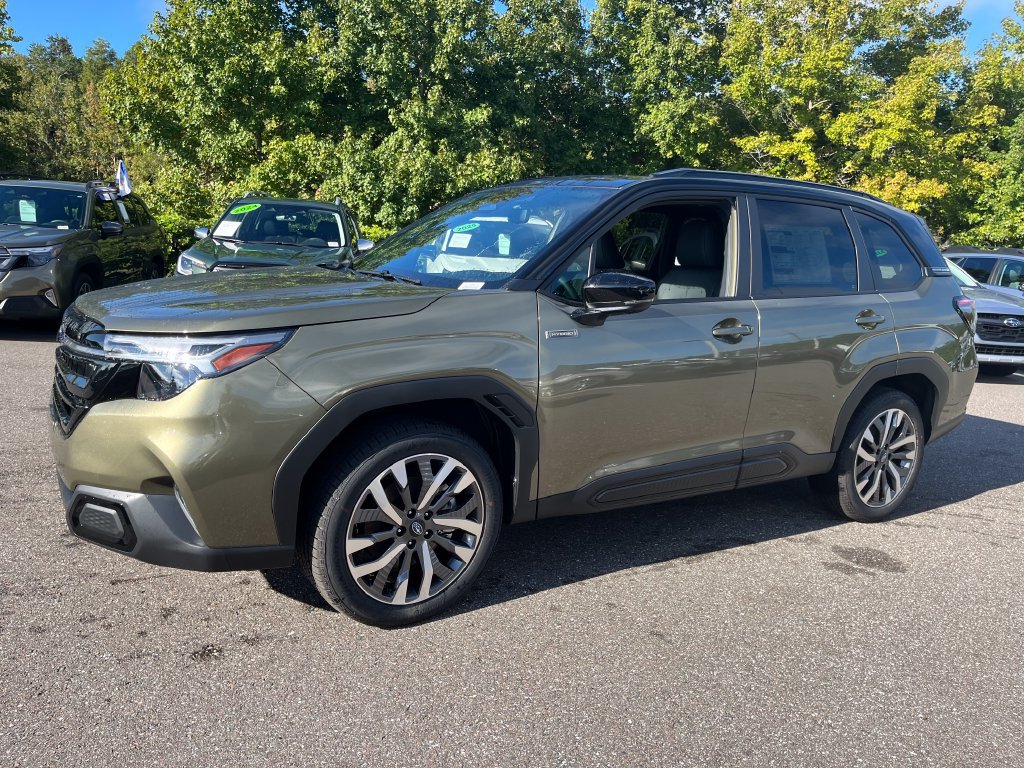 New 2026 Subaru Forester Touring AWD/4WD image 3