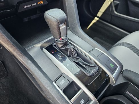 Used 2018 Honda Civic EX image 13