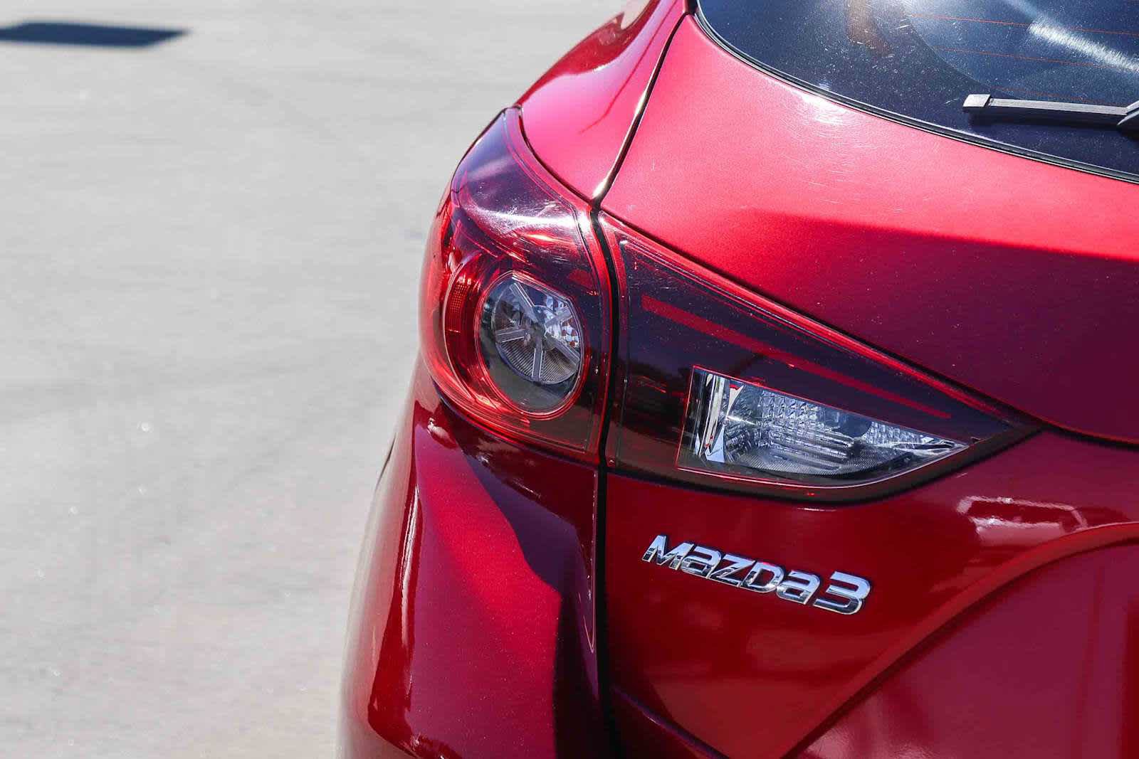 Used 2016 MAZDA MAZDA3 i Sport FWD image 13