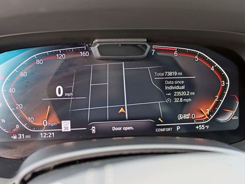 Used 2019 BMW X7 xDrive50i w/ Dynamic Handling Package image 17