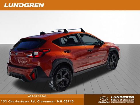 Used 2024 Subaru Crosstrek 2.0i AWD/4WD image 3