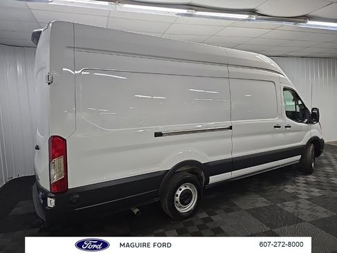 Used 2025 Ford Transit 250 148 High Roof Extended w/ Load Area Protection Package RWD image 3