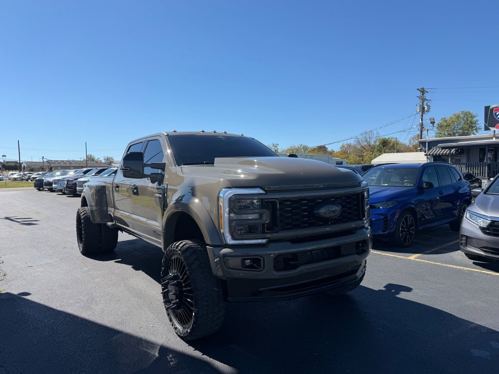 Used 2026 Ford F450 Platinum w/ Platinum Plus Package AWD/4WD image 1