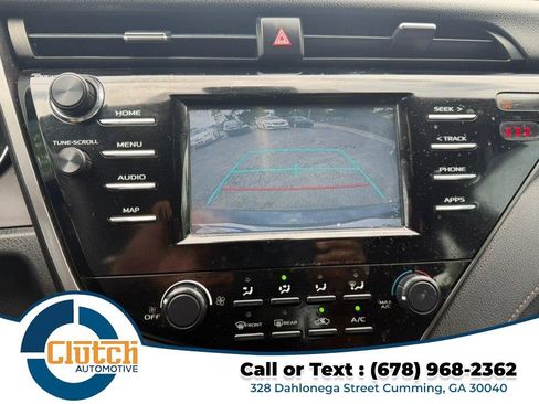 Used 2019 Toyota Camry LE FWD image 19
