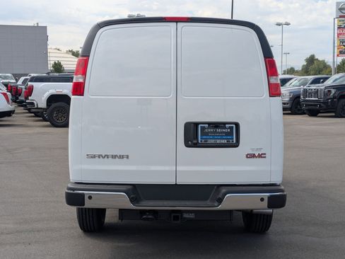 New 2025 GMC Savana 2500 Work Van w/ Safety Package image 5