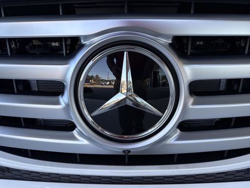 New 2026 Mercedes-Benz GLS 450 GLS 450 image 11