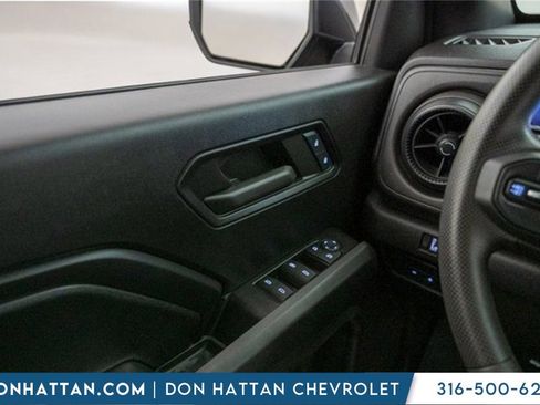Used 2024 Chevrolet Colorado Trail Boss w/ LPO, Dark Essentials Package image 15