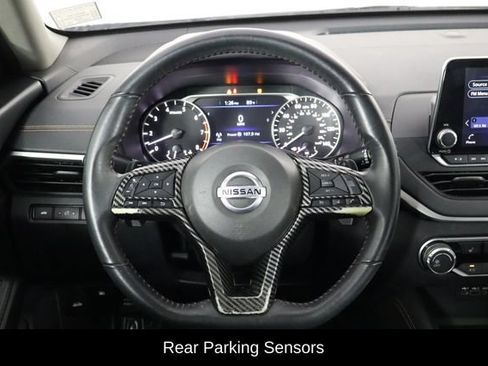 Used 2020 Nissan Altima 2.5 SR w/ Premium Package FWD image 7